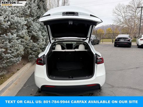 Used 2023 Tesla Model Y Performance image 31