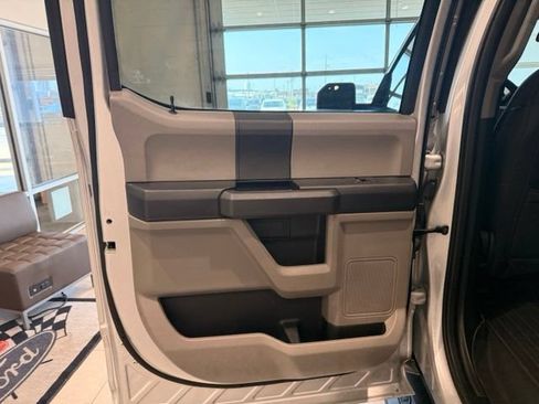 Used 2019 Ford F150 XL w/ Equipment Group 101A Mid AWD/4WD image 18