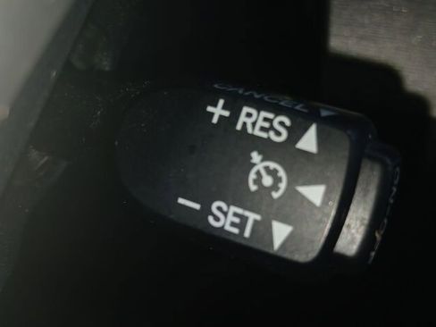 Used 2013 Toyota Prius Two image 14