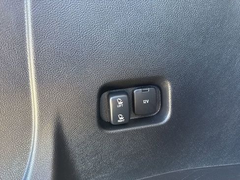 Used 2024 Ford Edge Titanium AWD/4WD image 32