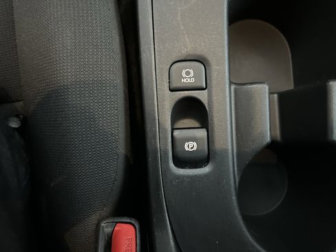 Certified 2024 Toyota Corolla LE image 29