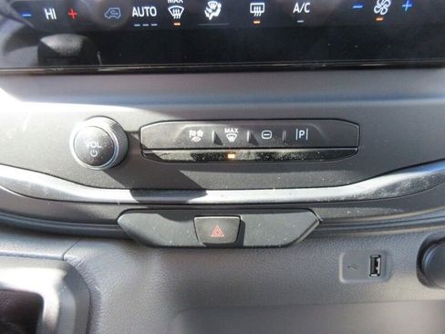 New 2026 Ford Transit 250 148 Medium Roof image 25