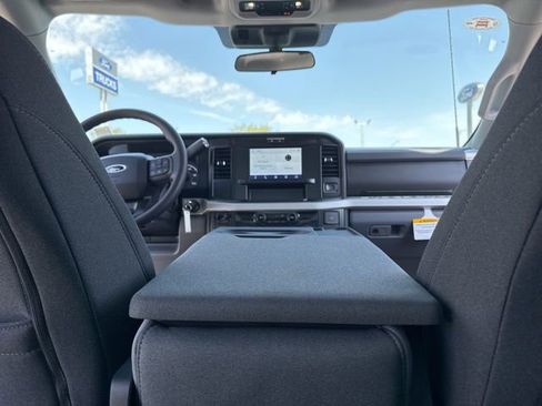 New 2026 Ford F350 4x4 Crew Cab Super Duty image 29