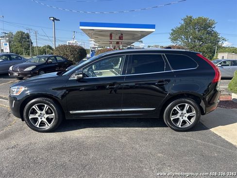 Used 2015 Volvo XC60 T6 image 3