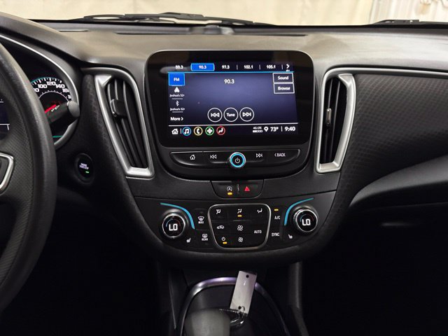 Used 2023 Chevrolet Malibu LT FWD image 29