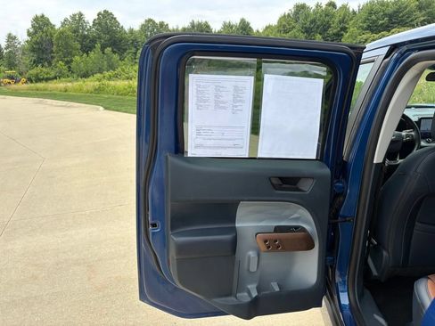 Used 2024 Ford Maverick Lariat FWD image 47