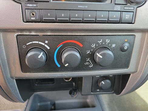 Used 2006 Dodge Dakota SLT AWD/4WD image 16