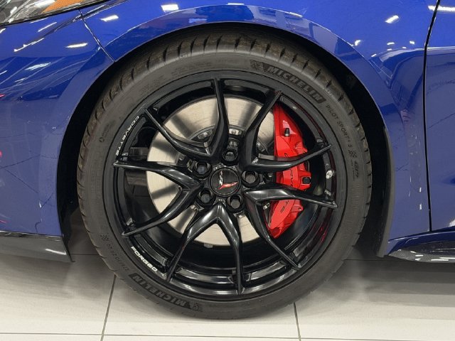 New 2027 Chevrolet Corvette Grand Sport w/ Z52 Sport Performance Package RWD image 9