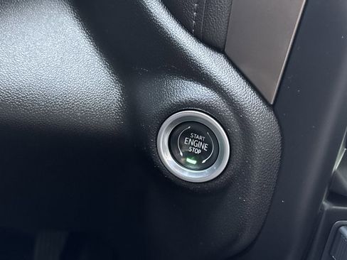 Used 2023 Chevrolet Silverado 2500 High Country w/ Z71 Off-Road Package image 39