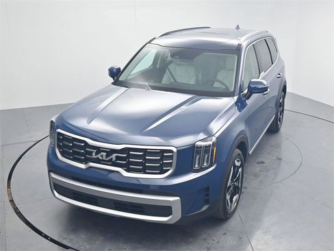 New 2025 Kia Telluride S image 44