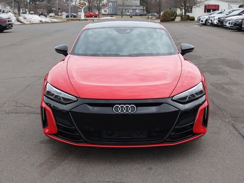Used 2022 Audi e-tron GT Prestige w/ Prestige Package image 2