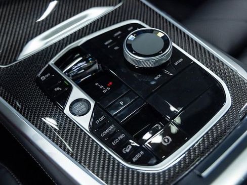 New 2026 BMW X5 M60i image 21