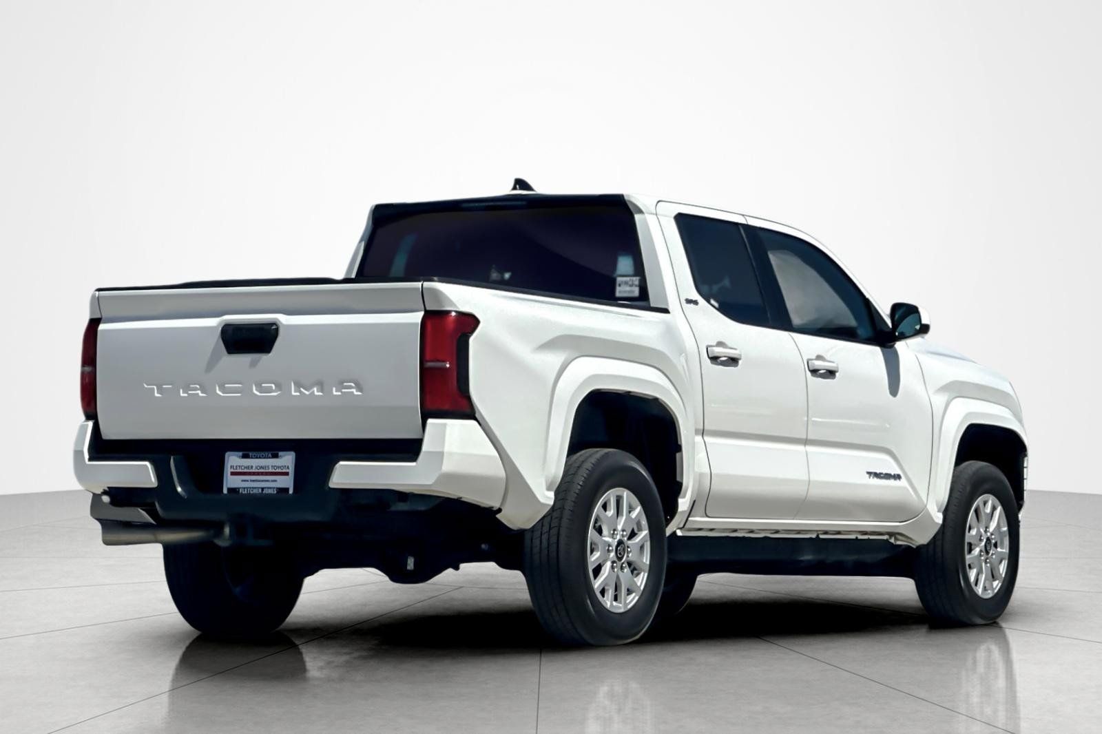 Certified 2024 Toyota Tacoma SR5 RWD image 5