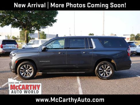 Used 2021 Chevrolet Suburban LT w/ Rear Media and Nav Package AWD/4WD image 6