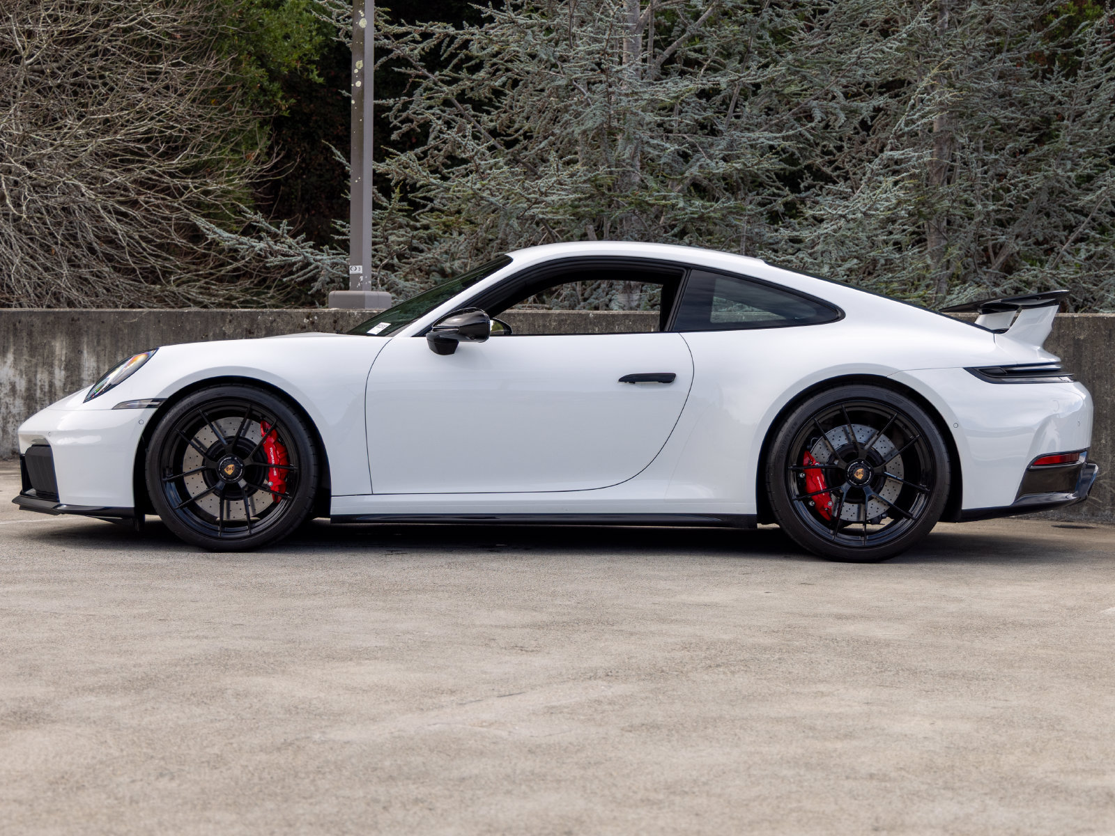 Certified 2025 Porsche 911 Carrera 4 GTS AWD/4WD image 2