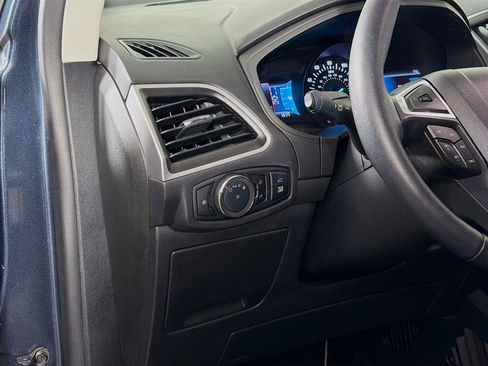 Used 2024 Ford Edge SEL w/ Convenience Package image 11