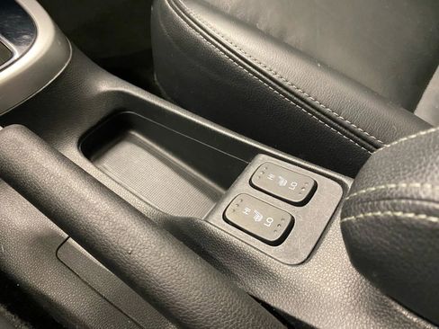 Used 2015 Honda Fit EX-L image 26