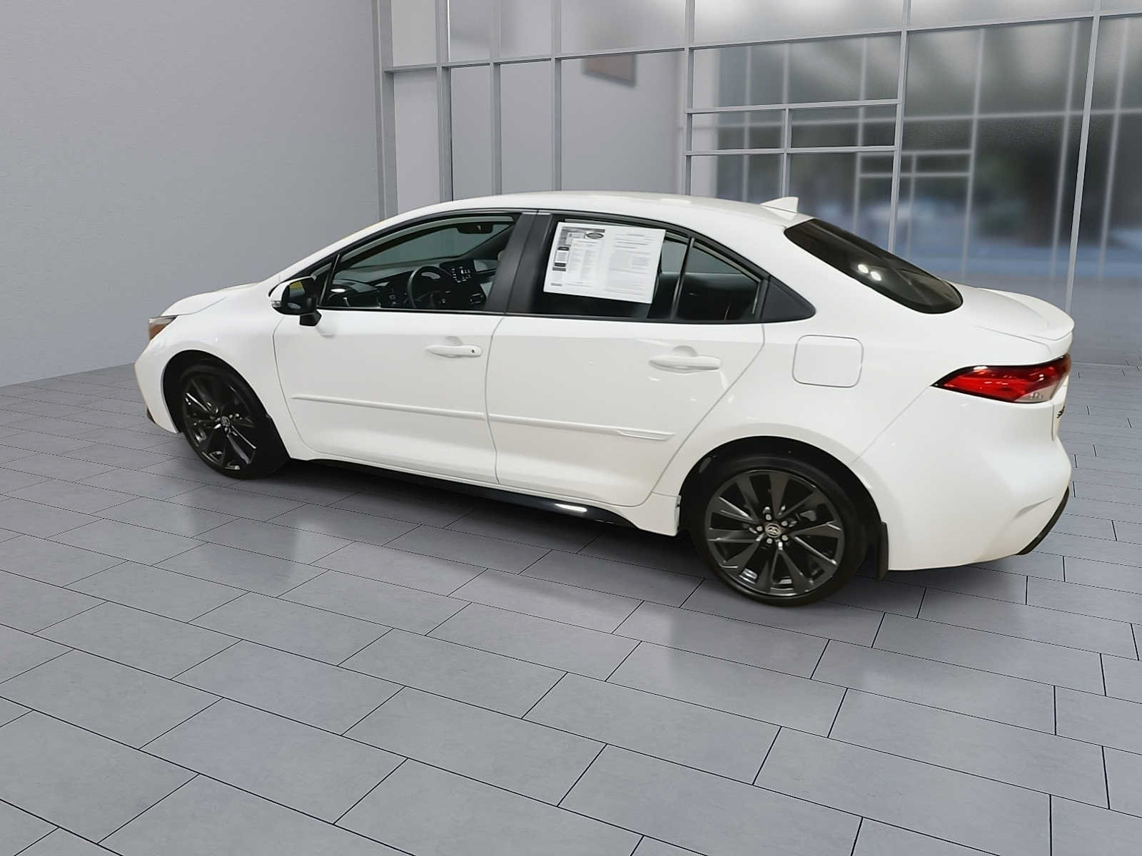 Used 2024 Toyota Corolla SE FWD image 6