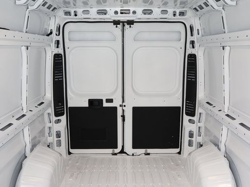 New 2026 RAM ProMaster 2500 w/ Convenience Group image 15