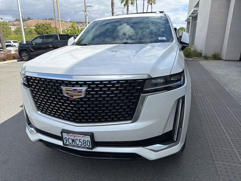 Used 2023 Cadillac Escalade Premium Luxury RWD image 1