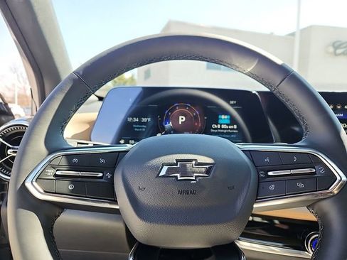 New 2026 Chevrolet Equinox ACTIV AWD/4WD image 14