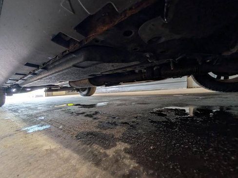 Used 2011 Ford Edge SE FWD image 18