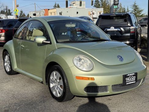 Used 2008 Volkswagen Beetle S image 9