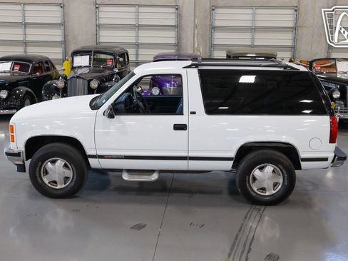 Used 1995 GMC Yukon 4WD 2-Door image 12