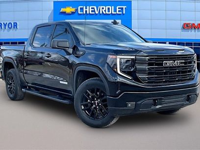 Used 2024 GMC Sierra 1500 Elevation w/ LPO, Elevation Black Package