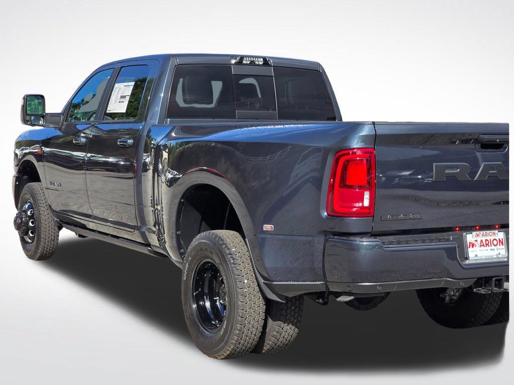 New 2026 RAM 3500 Laramie AWD/4WD image 41