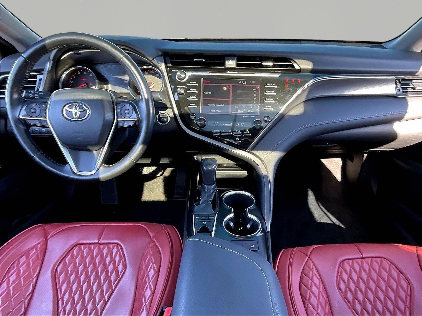 Used 2019 Toyota Camry XSE FWD image 7