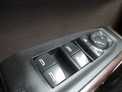 Used 2021 GMC Sierra 1500 SLT image 28