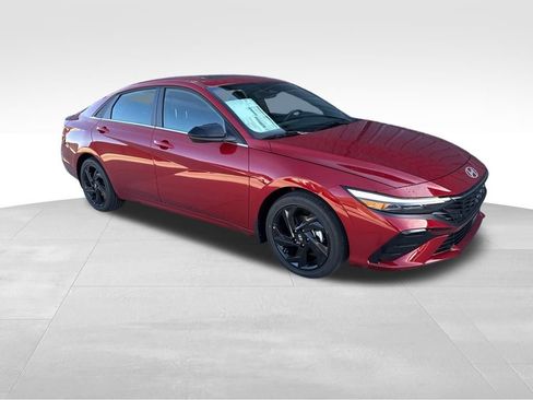 New 2026 Hyundai Elantra SEL Sport image 2