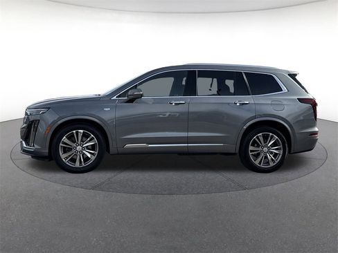 Used 2021 Cadillac XT6 Premium Luxury w/ Platinum Package image 2