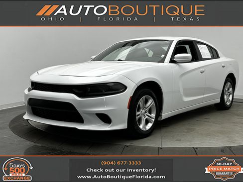 Used 2022 Dodge Charger SXT image 1