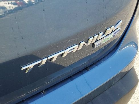 Used 2019 Ford Edge Titanium w/ Equipment Group 301A AWD/4WD image 6