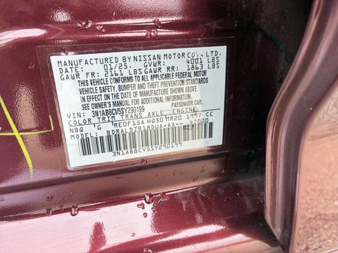Used 2025 Nissan Sentra SV FWD image 27