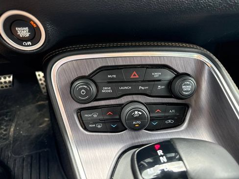 Used 2019 Dodge Challenger R/T Scat Pack w/ Stars & Stripes Edition RWD image 15