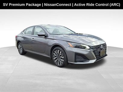 Used 2024 Nissan Altima 2.5 SV w/ SV Premium Package
