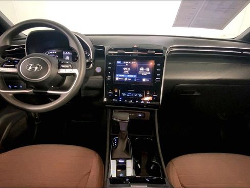 Used 2024 Hyundai Santa Cruz SEL image 15