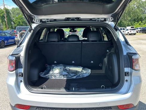 New 2025 Jeep Compass Limited w/ Sun and Sound Group image 26