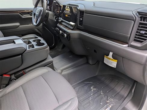 New 2026 GMC Sierra 1500 Elevation image 35