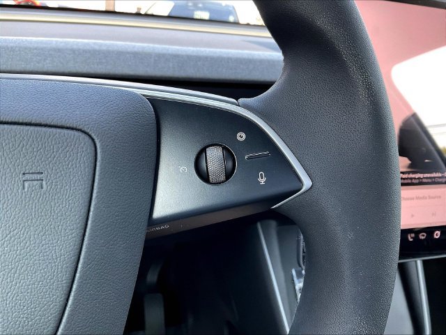 Used 2026 Tesla Model Y 2WD image 14