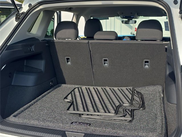 Certified 2026 Volkswagen Tiguan S FWD image 24
