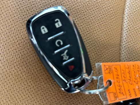 Used 2021 Chevrolet Equinox Premier image 38