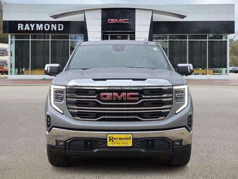 New 2026 GMC Sierra 1500 SLT AWD/4WD image 2