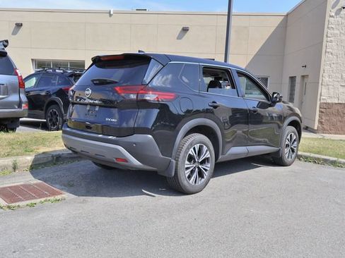 Used 2021 Nissan Rogue SV AWD/4WD image 6