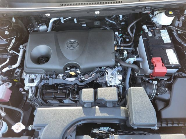 Used 2025 Toyota RAV4 LE AWD/4WD image 11