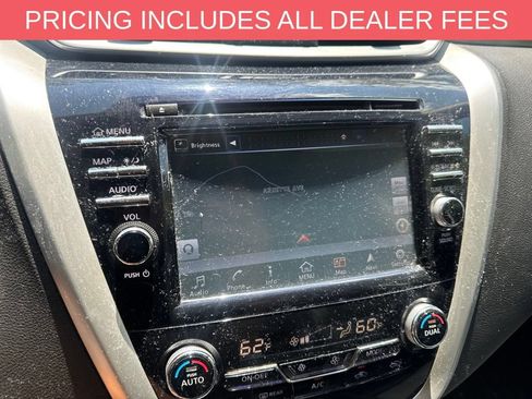 Used 2017 Nissan Murano Platinum w/ Platinum Technology Package AWD/4WD image 3