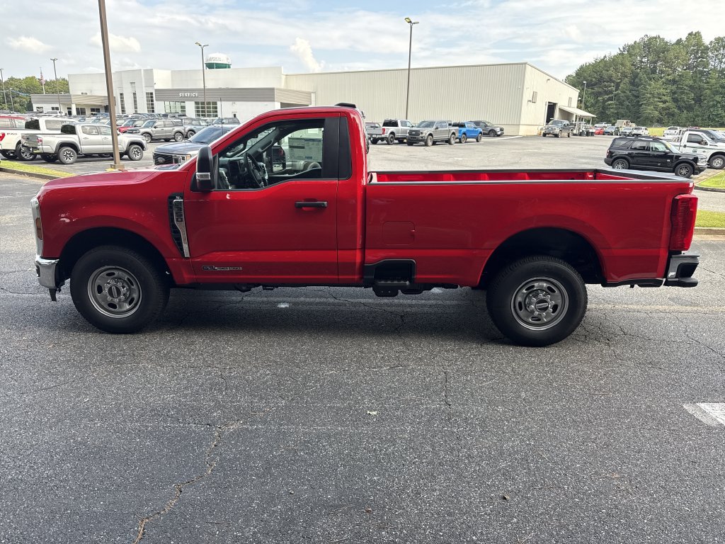 New 2026 Ford F350 XL w/ XL Driver Assist Package RWD image 4